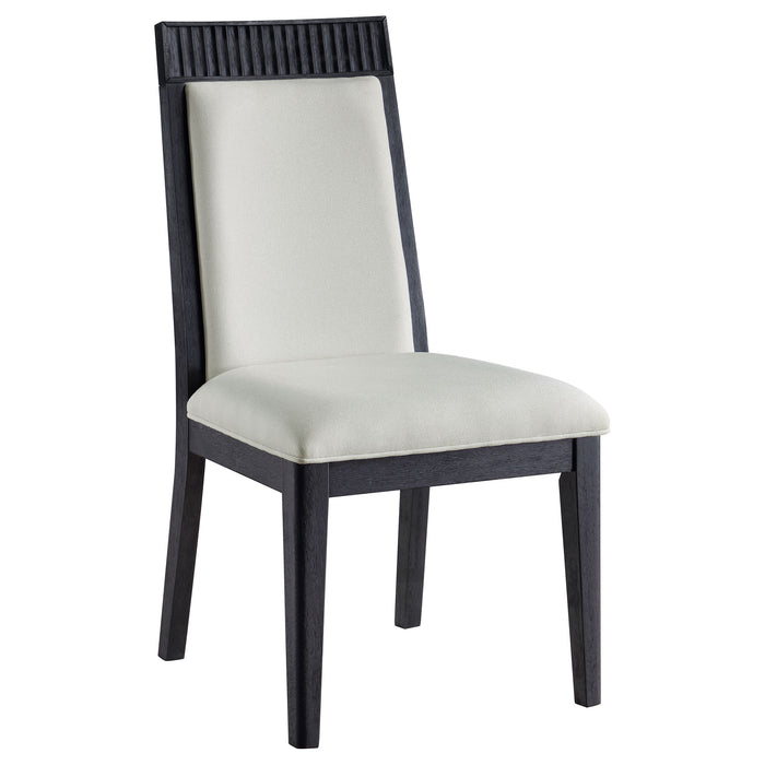 Brookmead Dining Set