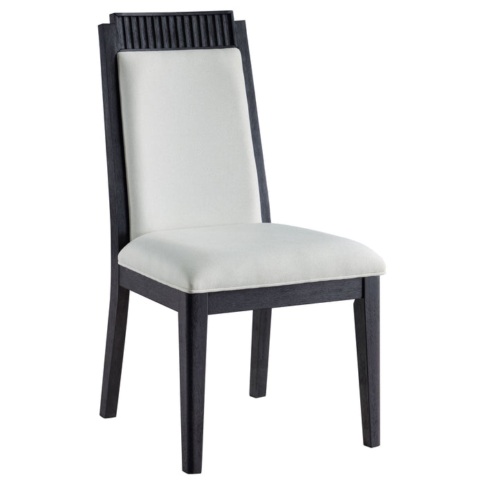 Brookmead Dining Set
