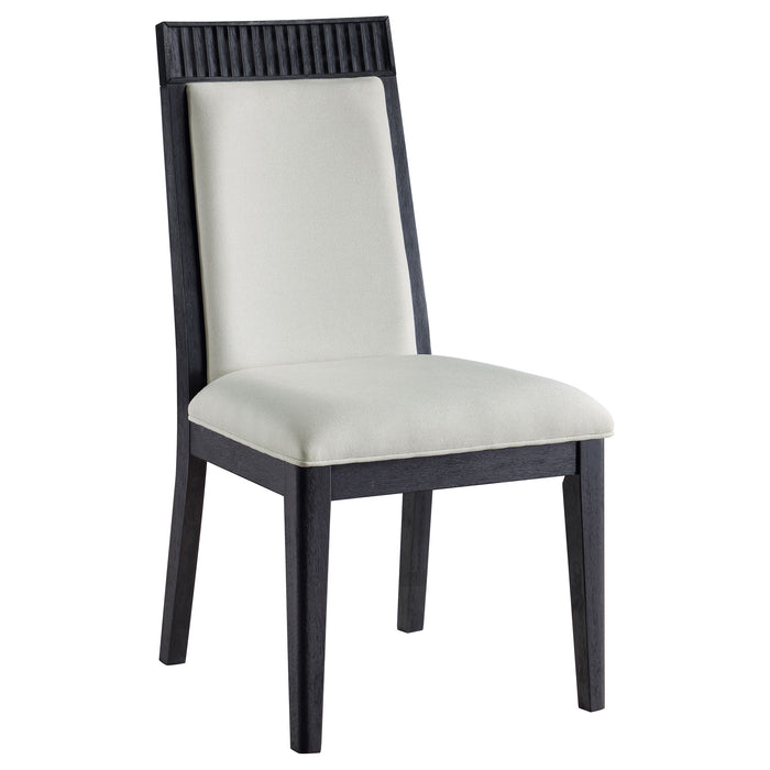 Brookmead Dining Set