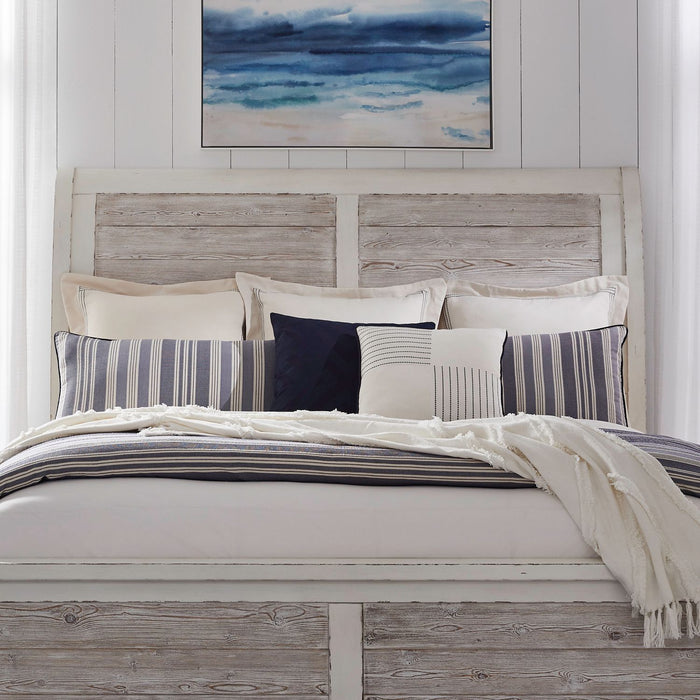 Liberty Furniture Backroads King Sleigh Bed in Weathered White/Parchment Brown image