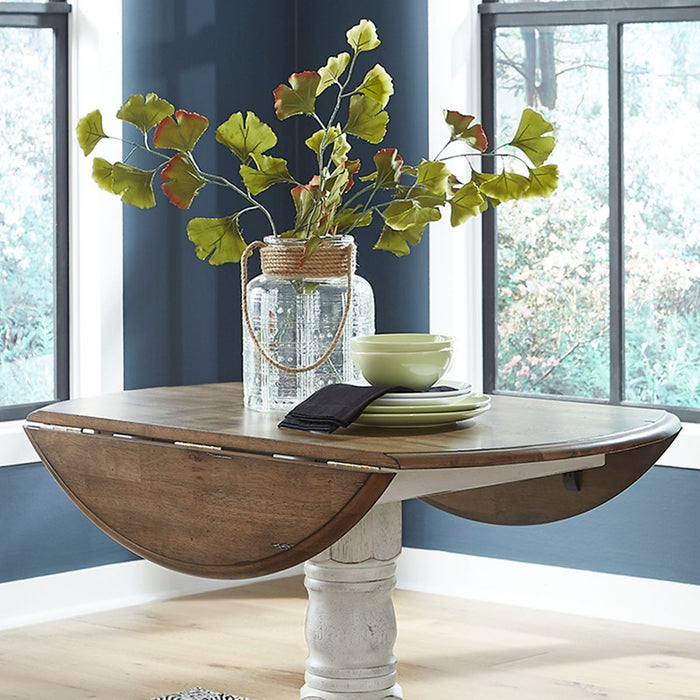 Carolina Crossing Round Table in White