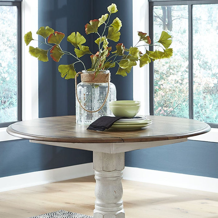 Carolina Crossing Round Table in White