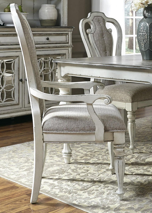 Liberty Furniture Magnolia Manor Upholstered Splat Back Arm Chair in Antique White (Set of 2)