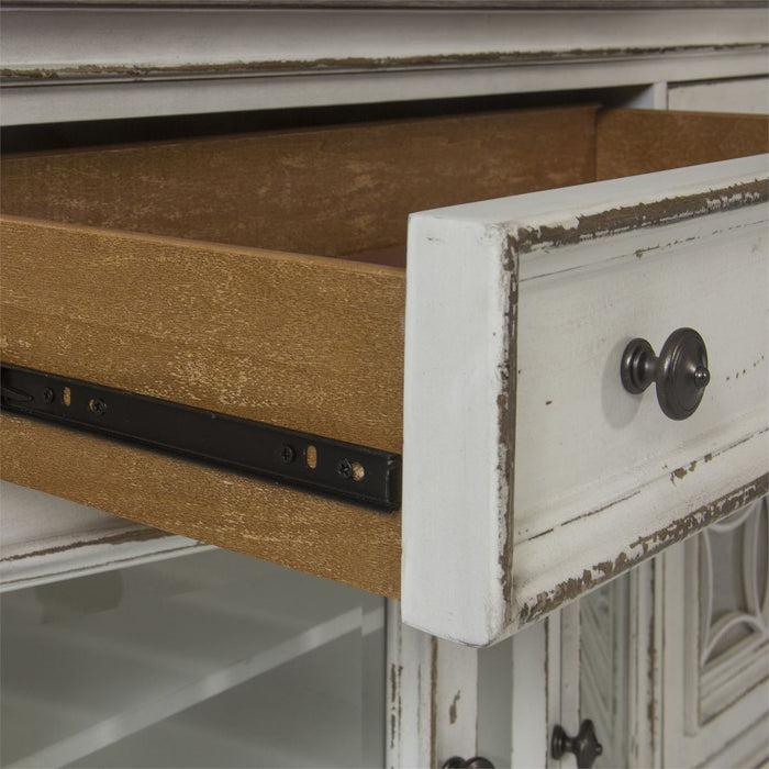Magnolia Manor Entertainment TV Stand in Antique White