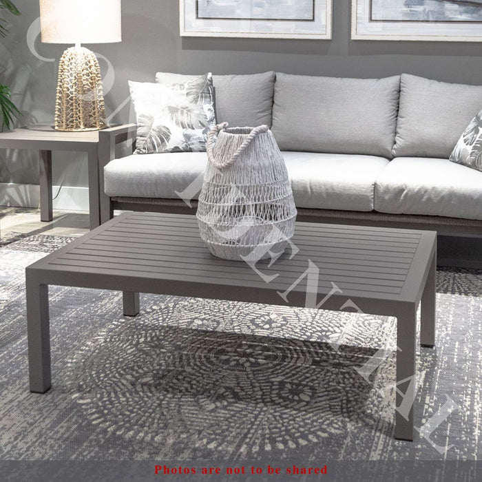 Plantation Key Outdoor Cocktail Table in Granite
