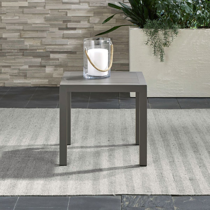 Plantation Key Outdoor End Table in Granite