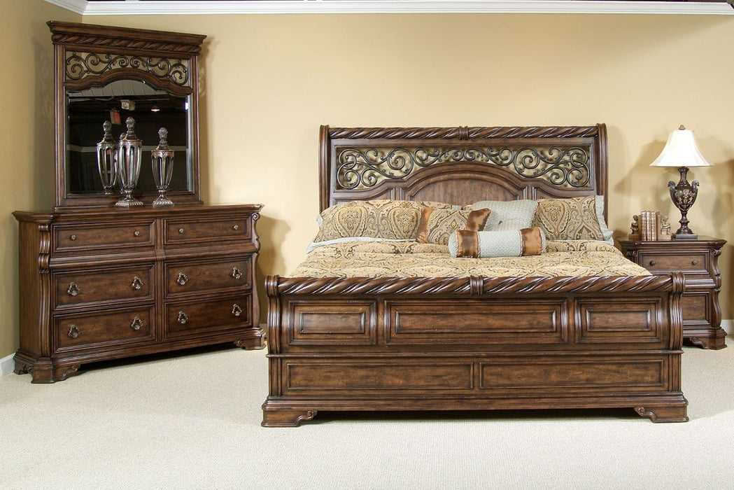Arbor Place Double Dresser
