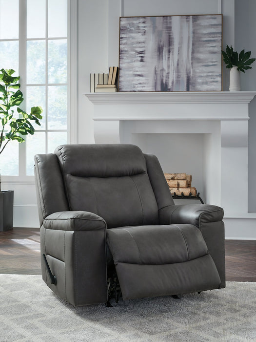 Status Check Recliner