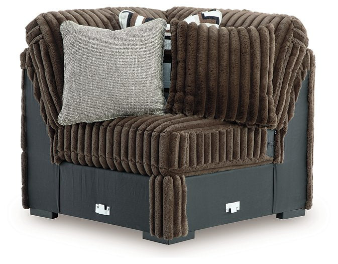 Midnight-Madness Sectional with Chaise
