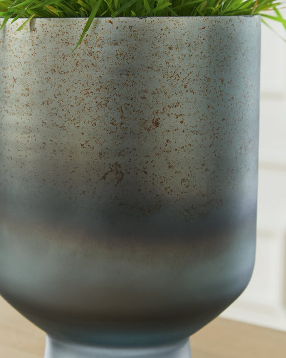 Pennmore Vase