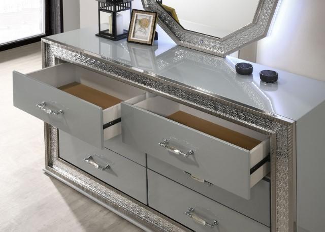 Cassiopeia Dresser