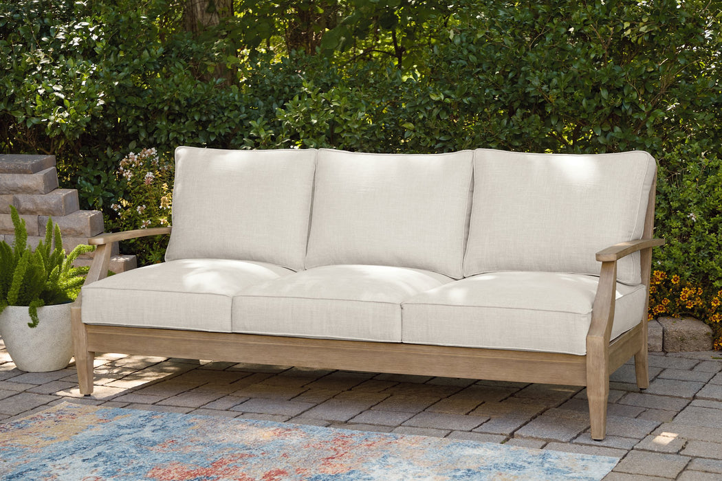 Carter Hall Outdoor Set