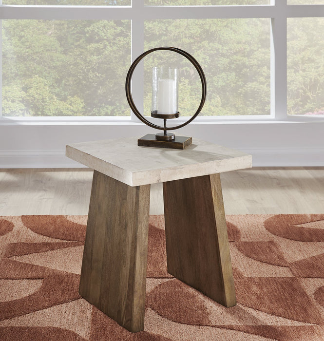 Brendalhouse Occasional Table Set