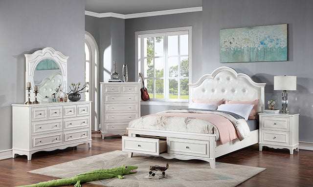 Cadence Chest